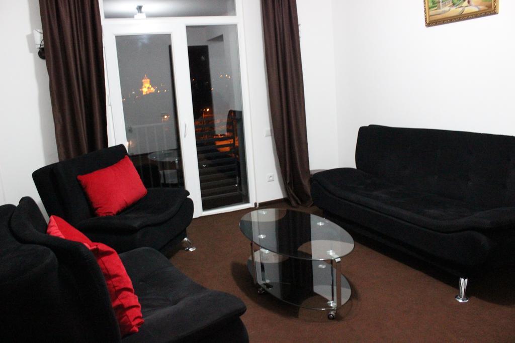Hotel Grand Palace Tbilisi Rum bild