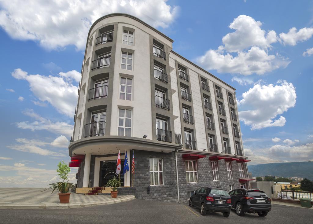 Hotel Grand Palace Tbilisi Exteriör bild